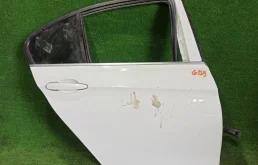 Дверь BMW F30