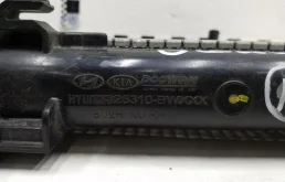 Радиатор охлаждения ДВС для Hyundai Creta 2025 года на фотографиях