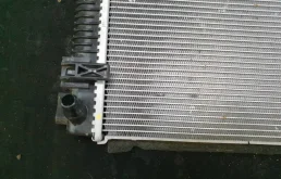 Радиатор охлаждения ДВС для BMW 3er 2023 года на фотографиях