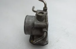 Дроссельная заслонка для Toyota RAV4 на фотографиях