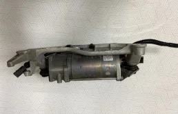 Компрессор пневмоподвески задний для Audi Q7 на фотографиях