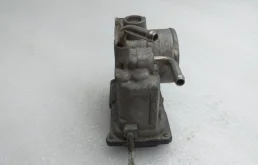 Дроссельная заслонка для Toyota RAV4 на фотографиях