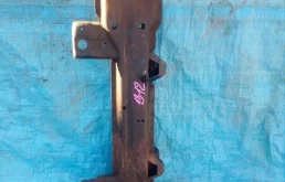 Подрамник двигателя для Suzuki Grand Vitara на фотографиях