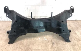 Подрамник двигателя для Mitsubishi Outlander 2008 года на фотографиях