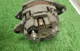 Генератор для Dodge Caliber на фотографиях