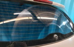 Дверь багажника для Opel Astra 2013 года на фотографиях