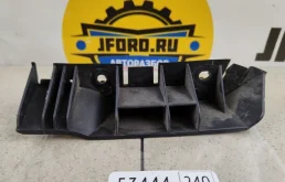 Кронштейн бампера Land Rover Range 4 2018 L405