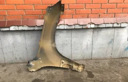 Крыло левое для Suzuki Grand Vitara 2016 года на фотографиях