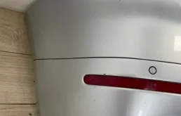 Бампер задний для Volkswagen Touareg 2004 года на фотографиях