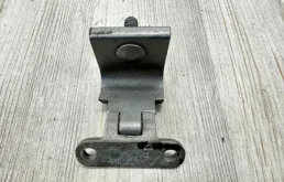 Петля крышки багажника VW Touareg 2 2010-2018 7P