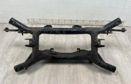 Задний подрамник для Mitsubishi ASX 2010 года на фотографиях