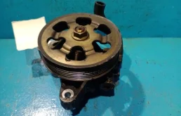 Насос ГУР для Honda CR-V 2002 года на фотографиях