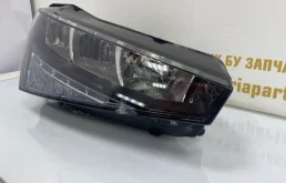 Фара ксенон левая для Skoda Rapid 2023 года на фотографиях