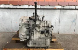 Привод передний левый для Hyundai Solaris 2013 года на фотографиях