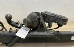 Фаркоп для Volkswagen Touareg на фотографиях