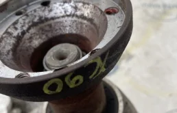 Редуктор переднего моста для Volvo XC90 2009 года на фотографиях