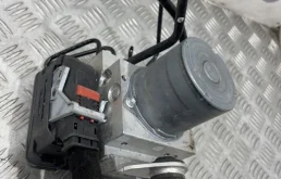 Блок ABS для Audi Q7 на фотографиях