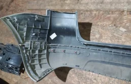 Бампер задний для Volkswagen Touareg 2003 года на фотографиях