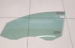 Стекло двери передней левой для Volkswagen Passat B6 2005-2010