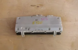 Приборная панель для Toyota Corolla на фотографиях