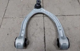 Рычаг передний правый верхний для Mercedes-Benz E class W213 2016-2023