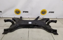 Подрамник двигателя для Mitsubishi Outlander 2022 года на фотографиях