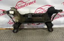 Подрамник двигателя для Hyundai Matrix 2008 года на фотографиях