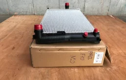 Кассета радиаторов для BMW 5er 2015 года на фотографиях