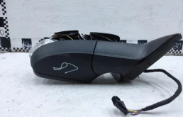 Зеркало боковое правое для Skoda Rapid 2018 года на фотографиях