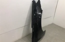 Крыло правое для Subaru Legacy 2009 года на фотографиях