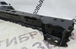 Подрамник двигателя для Toyota Corolla 2011 года на фотографиях