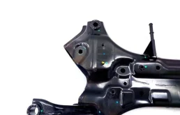 Подрамник двигателя для Hyundai Solaris 2021 года на фотографиях