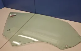 Стекло двери передней правой для BMW X1 E84 2009-2015