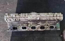 Головка блока цилиндров Volvo XC90 2005