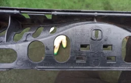 Кронштейн заднего бампера левый для BMW 5er 2010 года на фотографиях