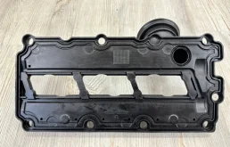 Крышка гбц VW Touareg 2003 - 2010 7L