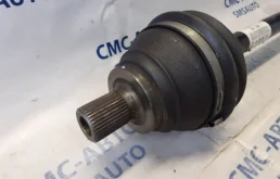 Привод передний правый для Volkswagen Tiguan 2011 года на фотографиях