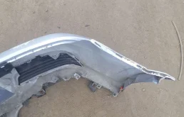 Бампер передний для Opel Vectra на фотографиях