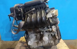 Двигатель без навесного для Nissan March на фотографиях