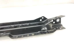 Панель радиатора (телевизор) для Chevrolet Cruze 2013 года на фотографиях