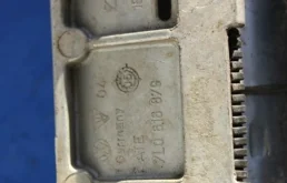 Компрессор пневмоподвески задний для Audi Q7 2008 года на фотографиях