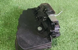 Замок двери BMW F10/F11