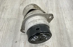 Опора двигателя Audi Q7 2010-2015 4L
