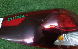 Фонарь левый для Kia Rio X line 2025 года на фотографиях