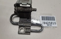 Петля двери передней правой нижняя для Audi A8 S8 D3 2002-2010
