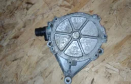 Вакуумный усилитель тормозов для BMW X3 на фотографиях