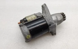 Стартер для Toyota RAV4 2012 года на фотографиях