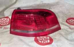 Фонарь Volkswagen Passat 2011 365