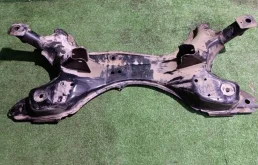 Подрамник двигателя для Toyota RAV4 XA20 2000-2005