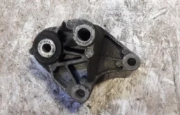 Кронштейн кпп FORD FOCUS 2 2005-2011 Седан